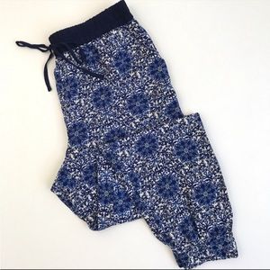 Blue & White Joe B Joggers NWOT
